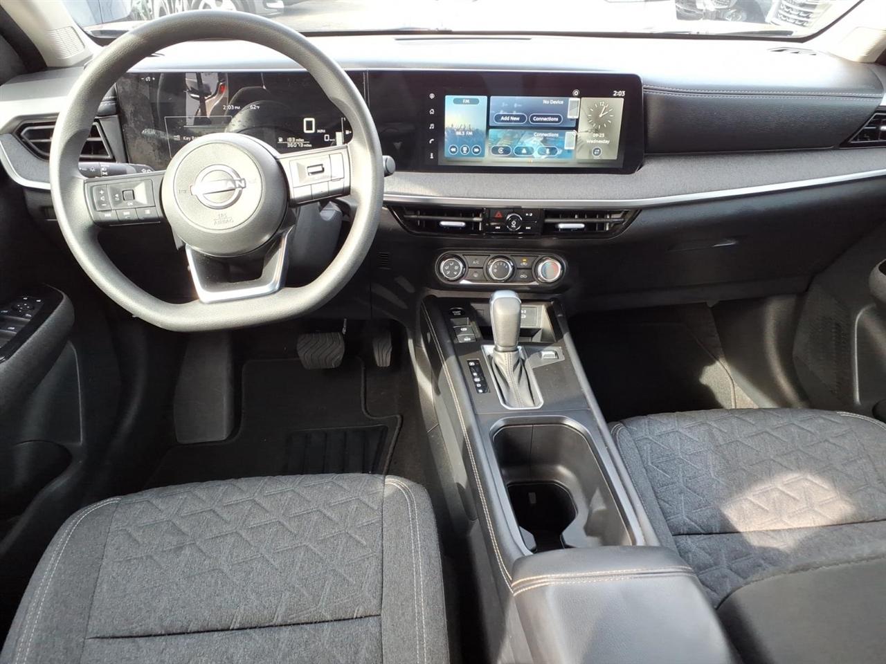 Nissan Kicks SV AWD 2025
