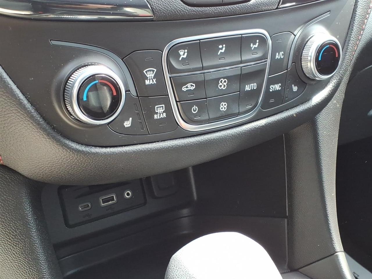 Chevrolet Equinox AWD 4dr RS 2024
