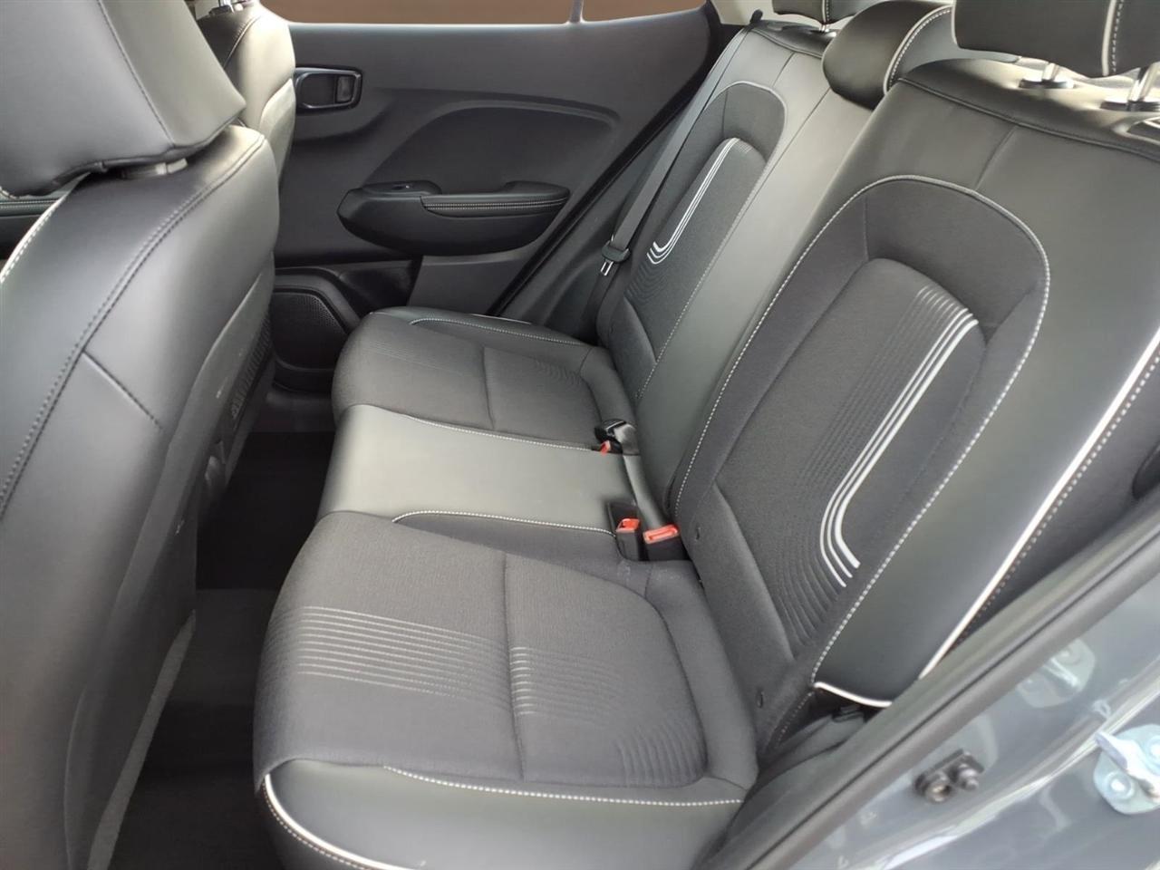 Hyundai Venue Limited IVT 2025