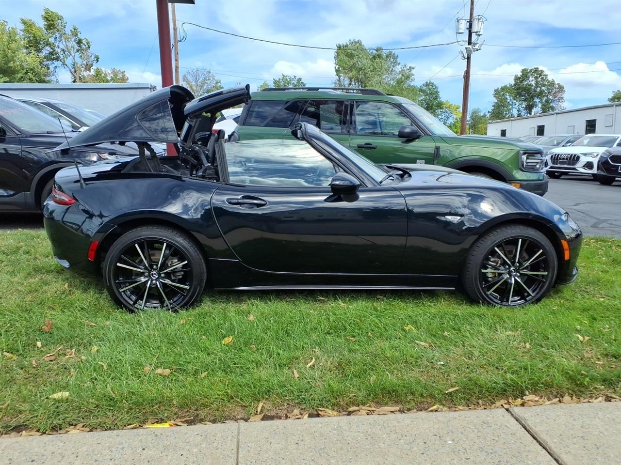 Mazda MX-5 Miata RF Grand Touring Auto 2025