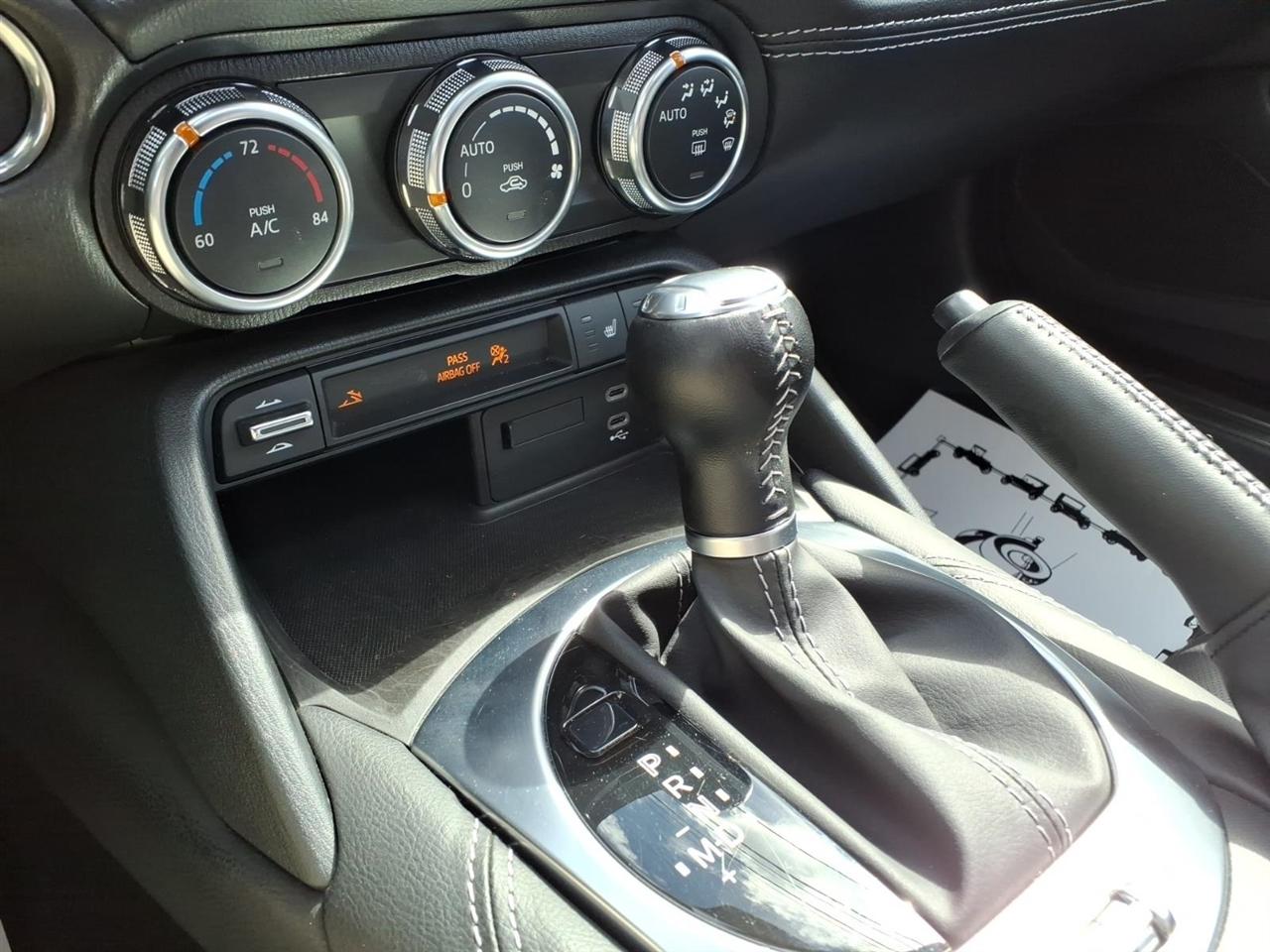 Mazda MX-5 Miata RF Grand Touring Auto 2025