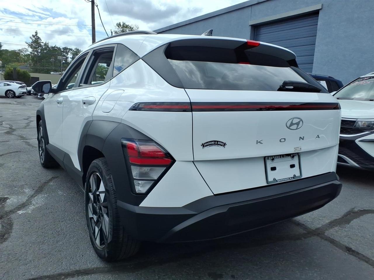 Hyundai Kona SEL FWD 2024
