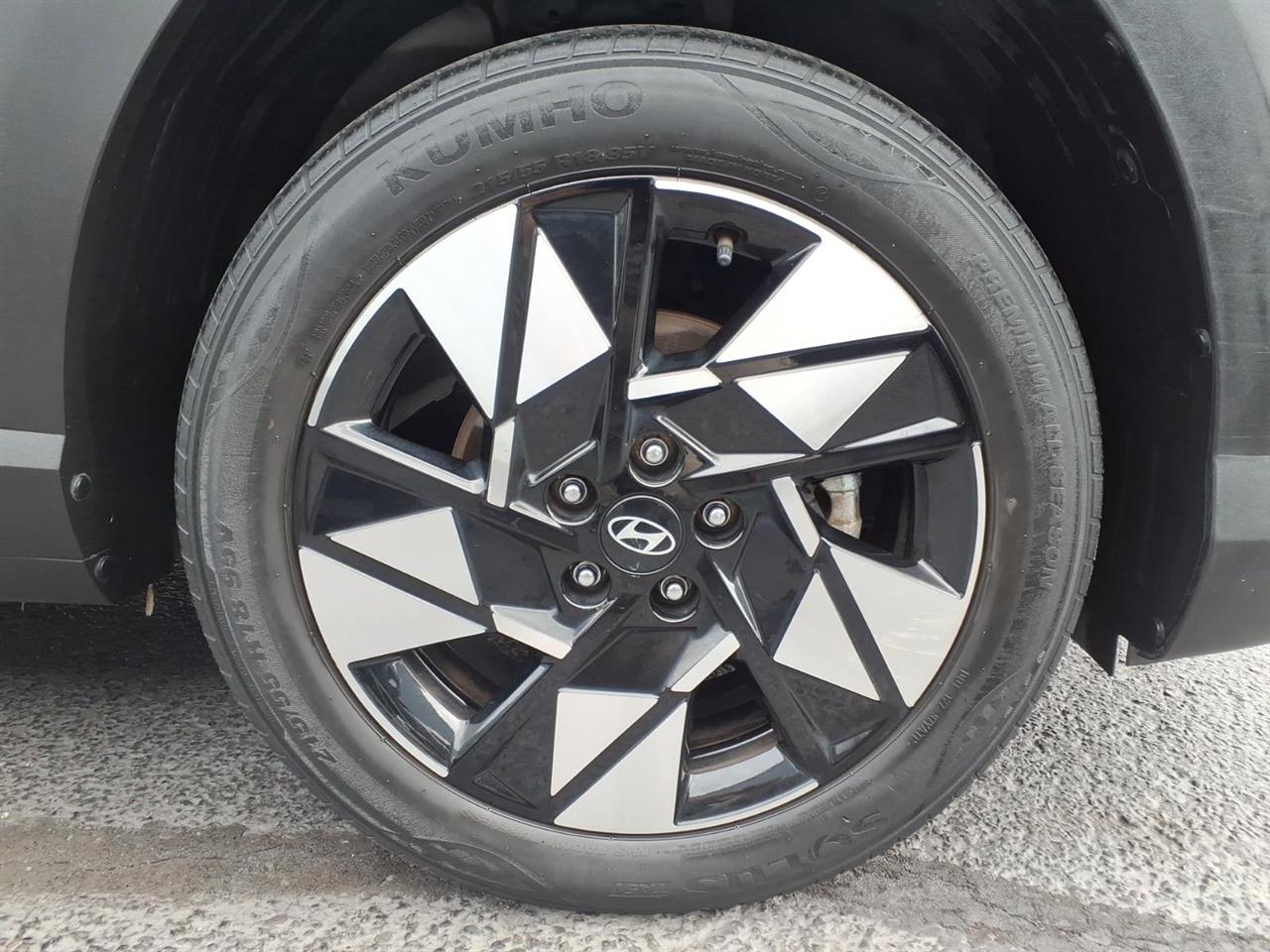 Hyundai Kona SEL FWD 2024