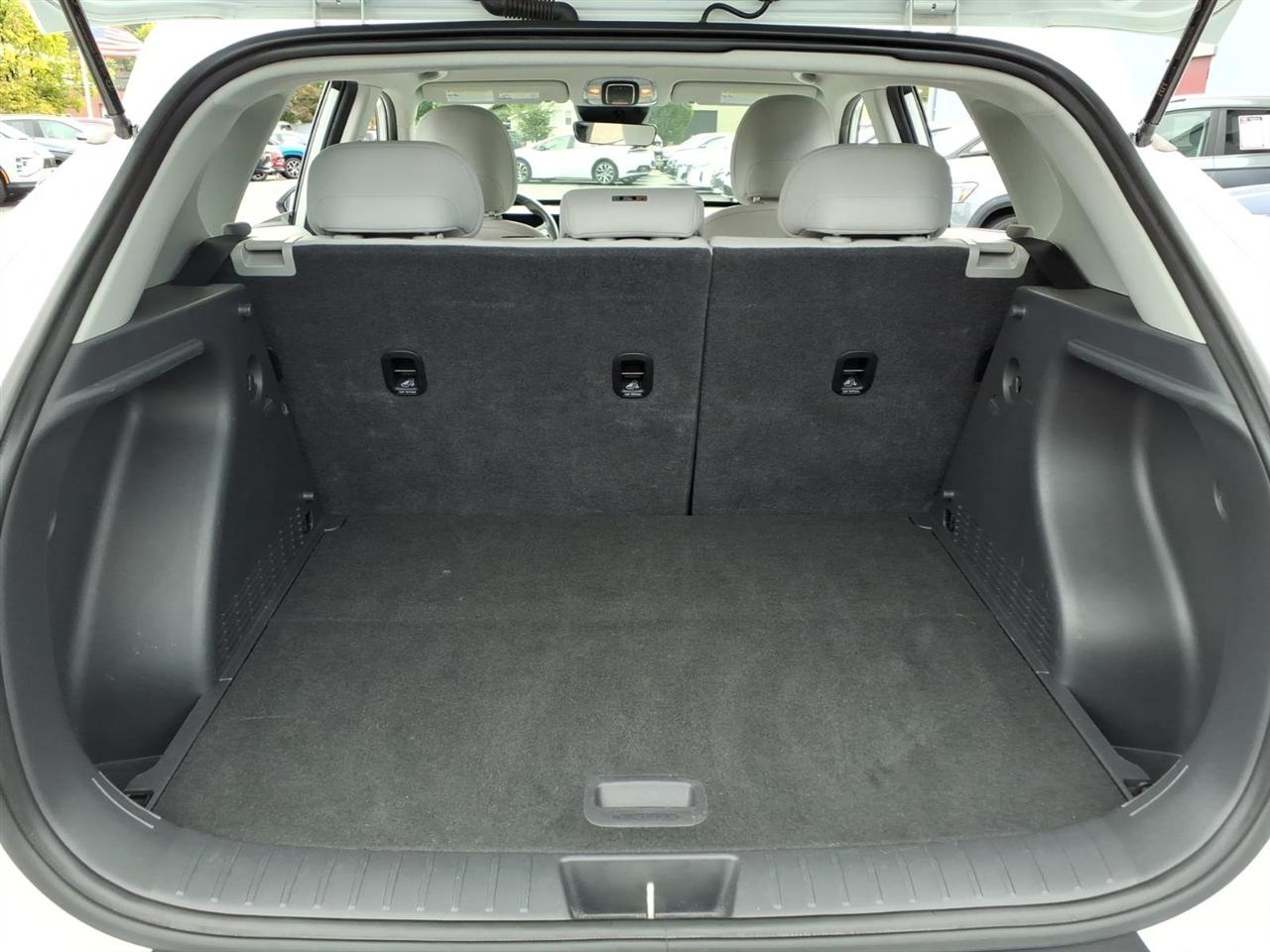 Hyundai Kona SEL FWD 2024