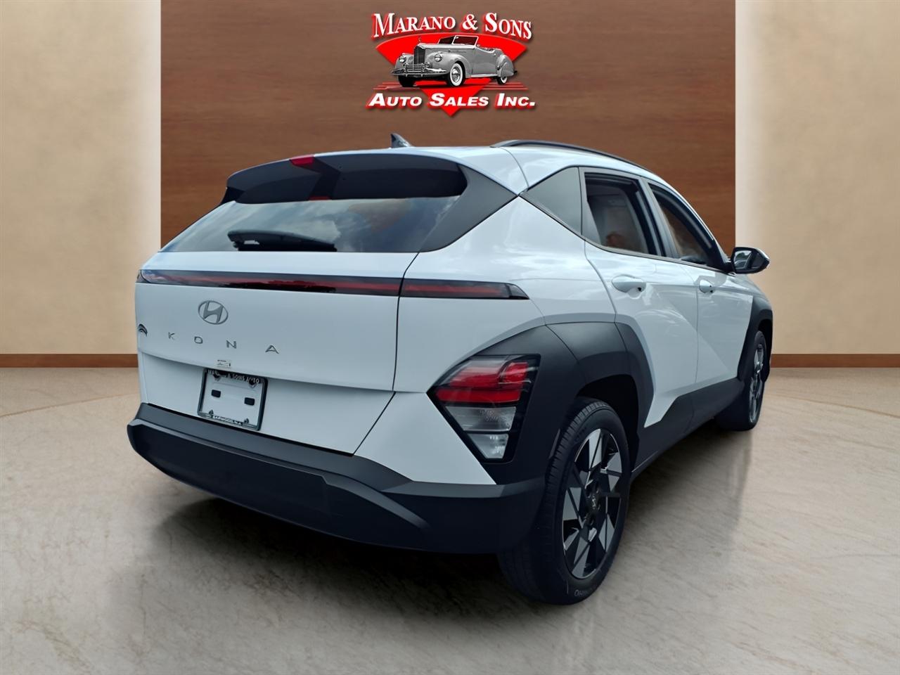 Hyundai Kona SEL FWD 2024