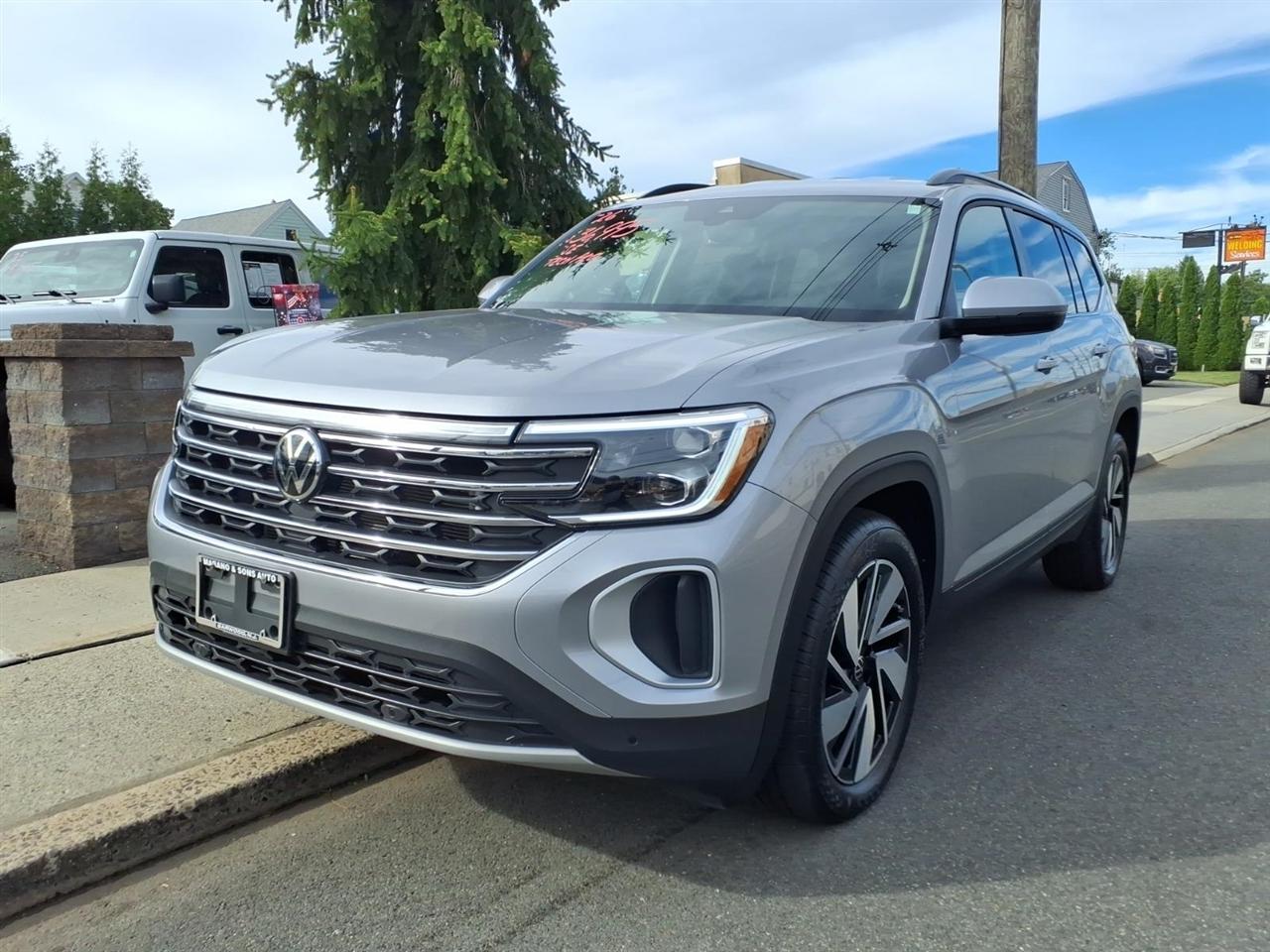 Volkswagen Atlas 2.0T SE w/Technology 4MOTION 2026