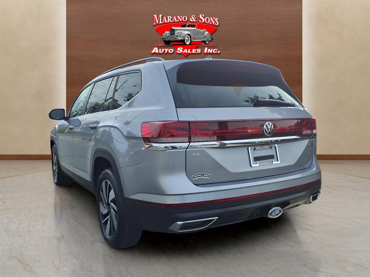 Volkswagen Atlas 2.0T SE w/Technology 4MOTION 2026