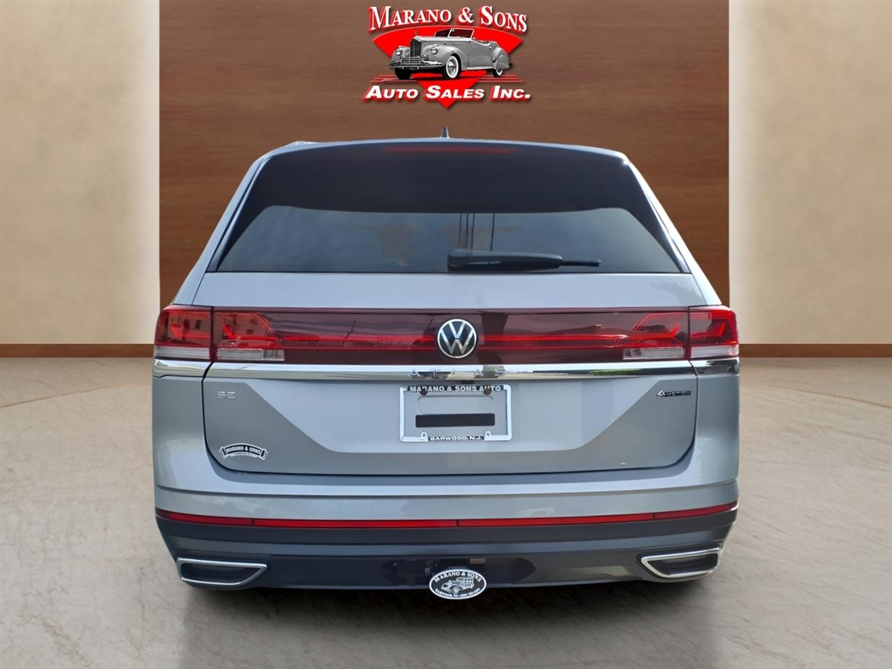 Volkswagen Atlas 2.0T SE w/Technology 4MOTION 2026