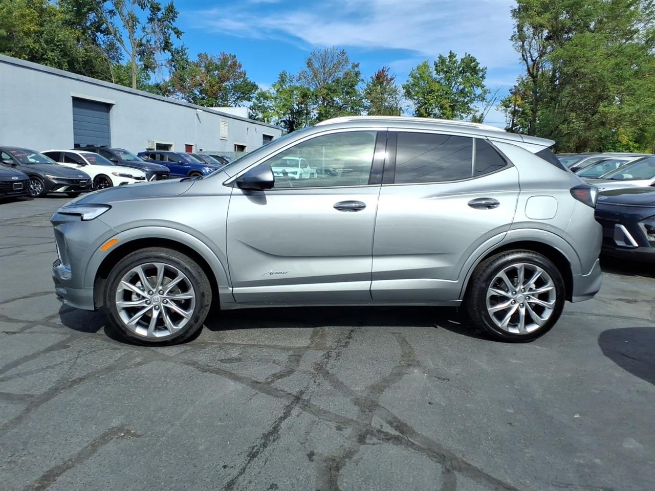 Buick Encore GX AWD 4dr Avenir 2025