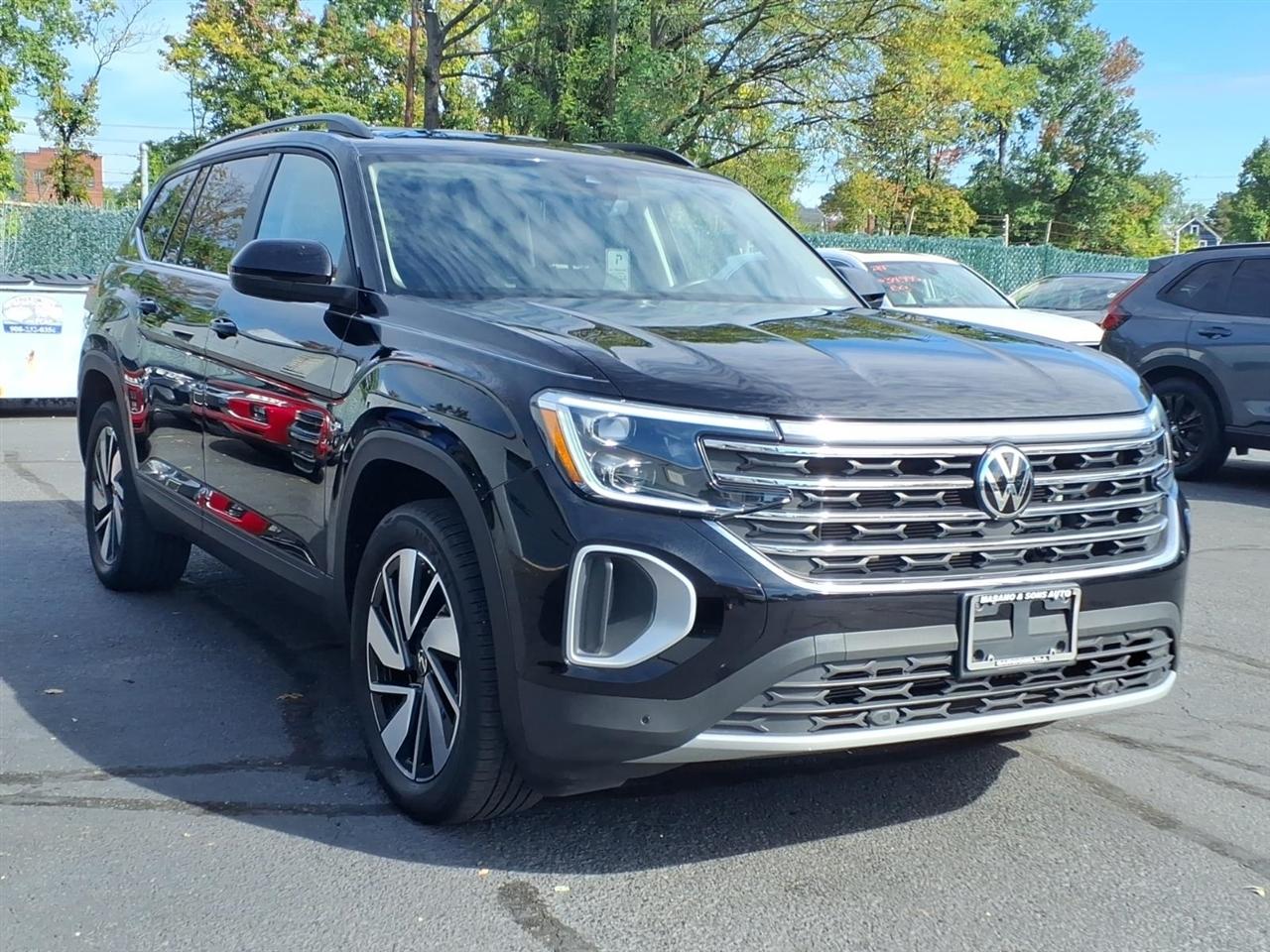 Volkswagen Atlas 2.0T SE w/Technology 4MOTION 2025