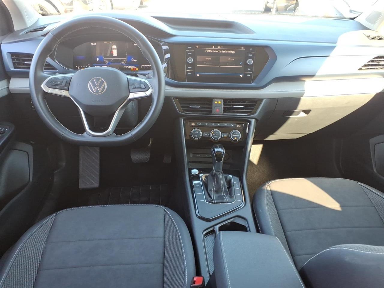 Volkswagen Taos SE FWD 2024