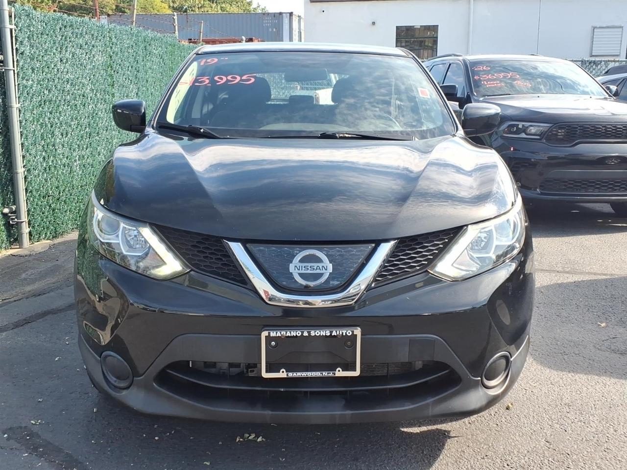 Nissan Rogue Sport FWD S 2019