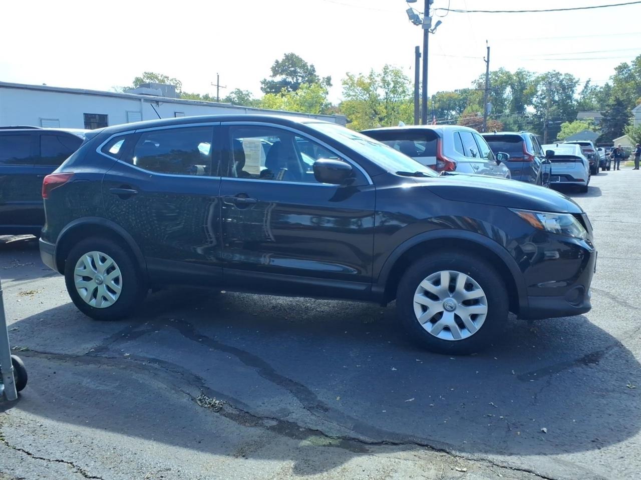 Nissan Rogue Sport FWD S 2019