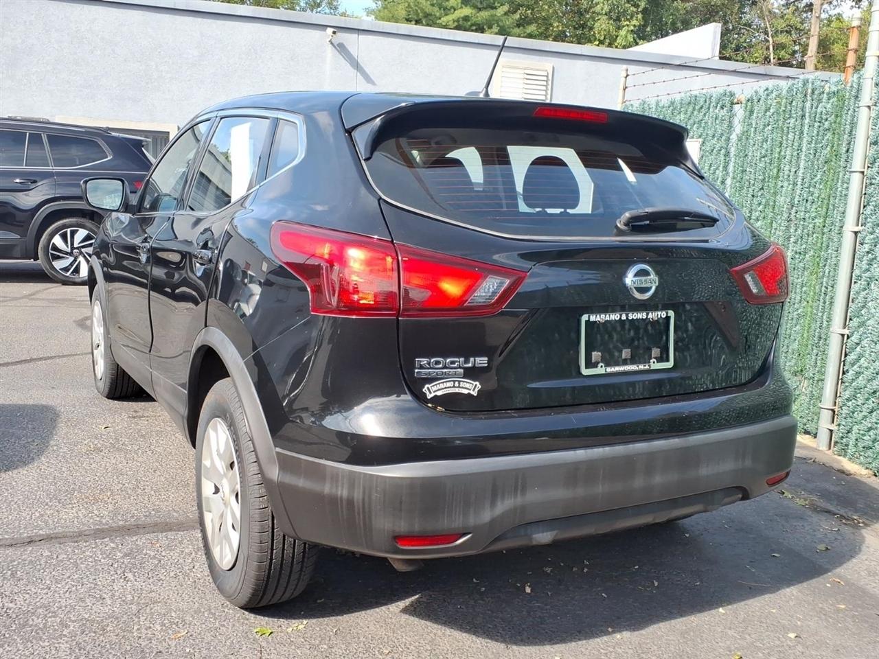Nissan Rogue Sport FWD S 2019