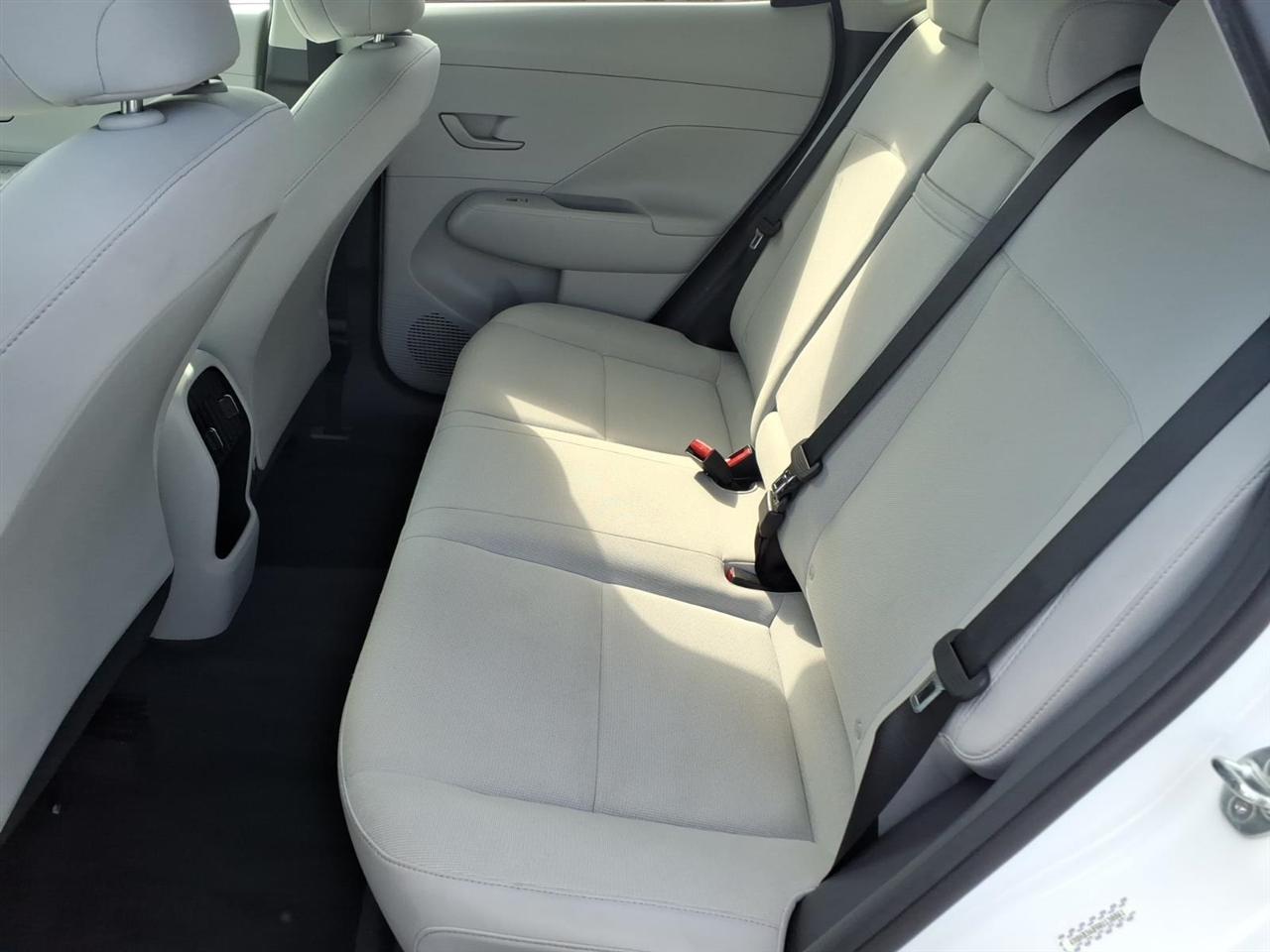 Hyundai Kona SEL FWD 2024