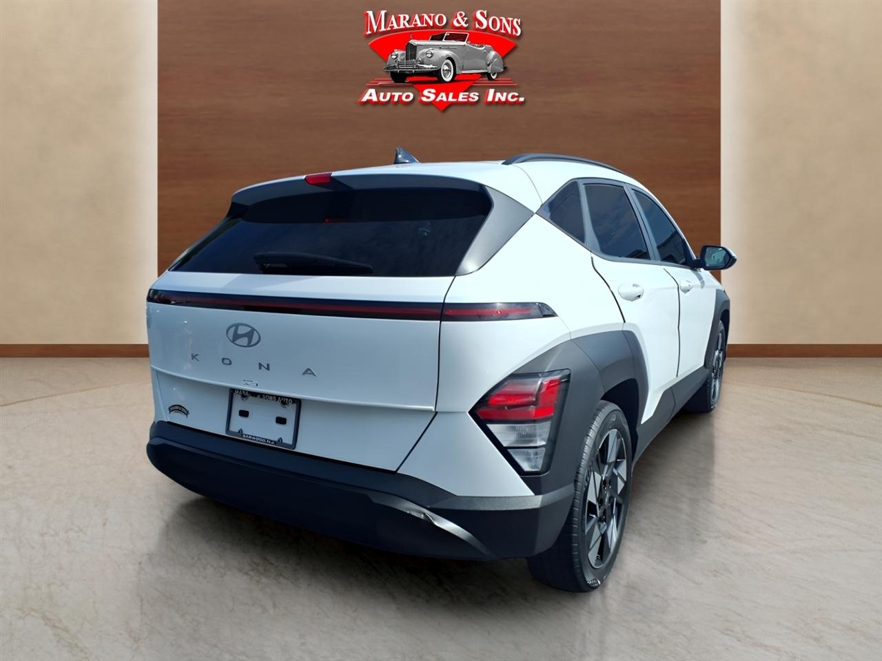 Hyundai Kona SEL FWD 2024