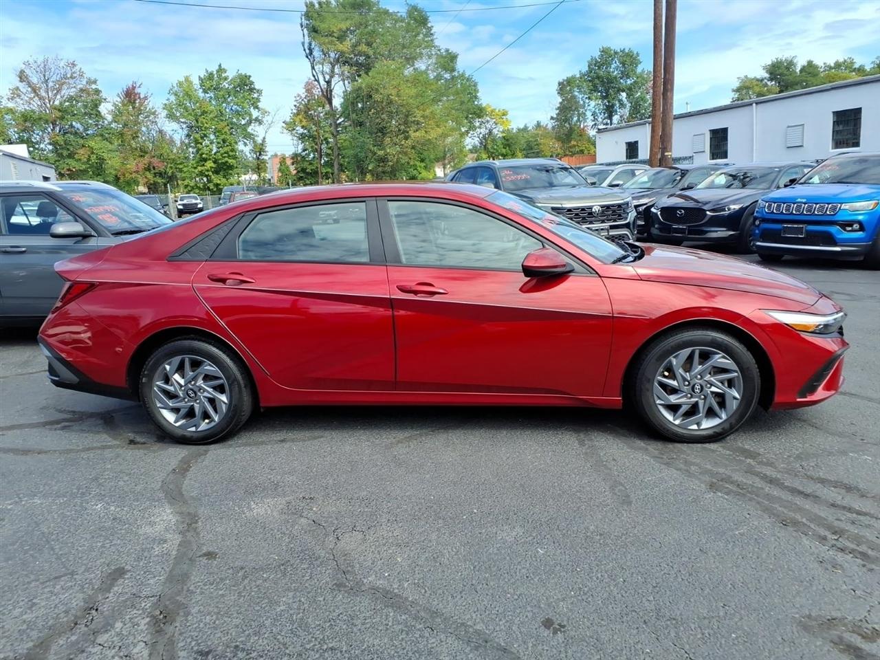 Hyundai Elantra SEL IVT 2024