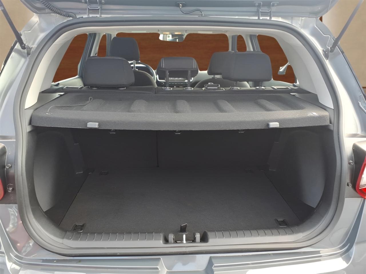 Hyundai Venue SEL FWD 2026
