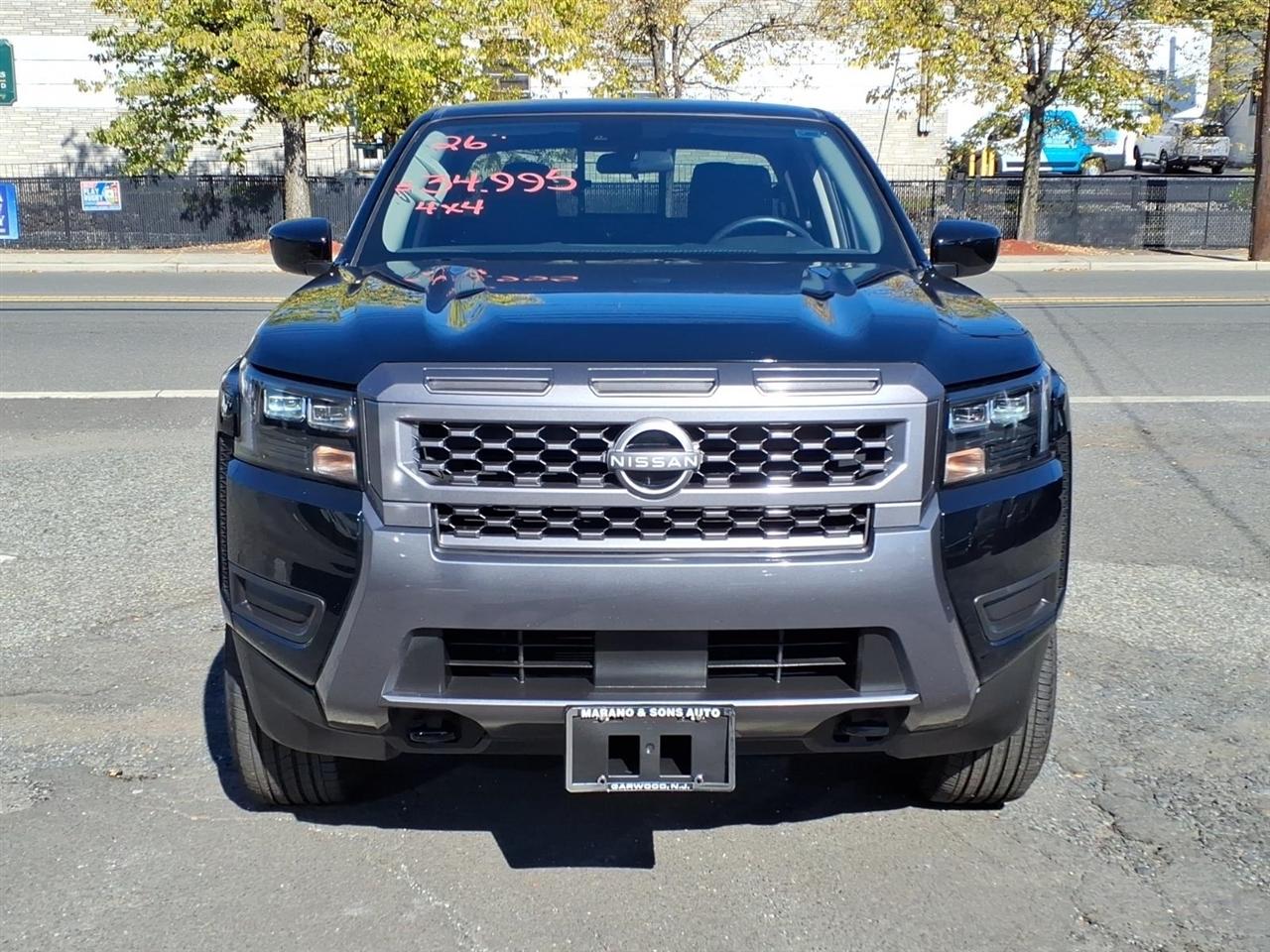 Nissan Frontier Crew Cab 4x4 SV 2026