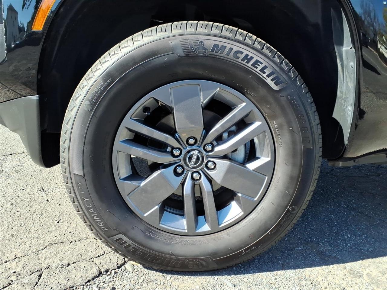 Nissan Frontier Crew Cab 4x4 SV 2026