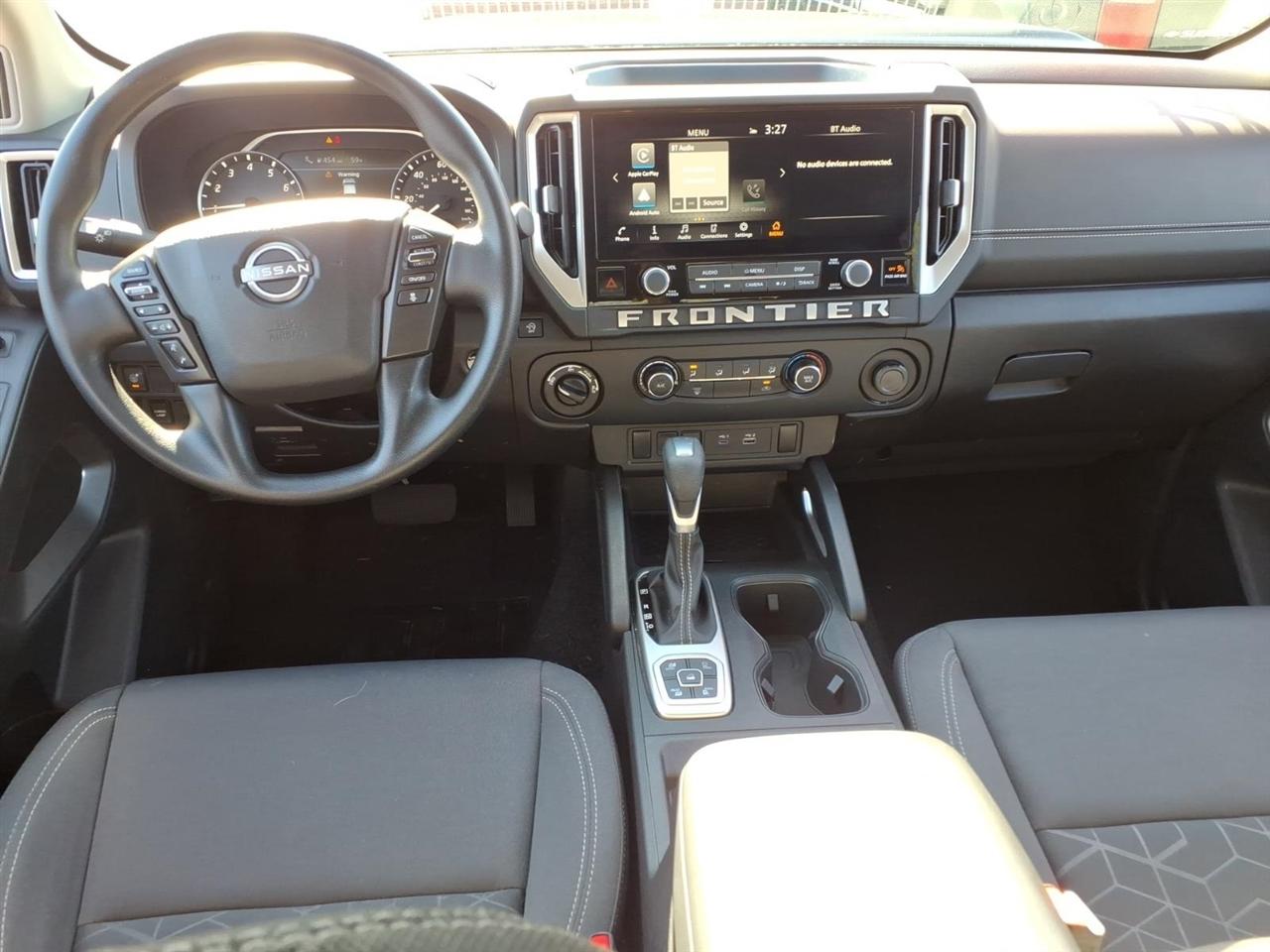 Nissan Frontier Crew Cab 4x4 SV 2026