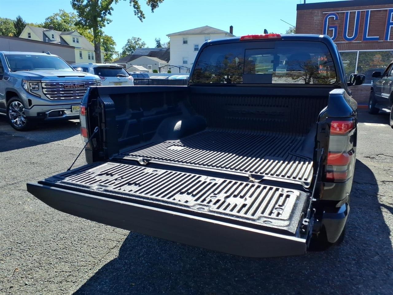 Nissan Frontier Crew Cab 4x4 SV 2026