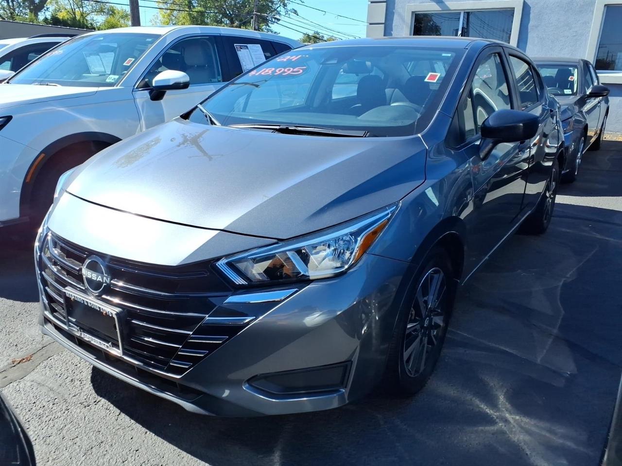 Nissan Versa S CVT 2024