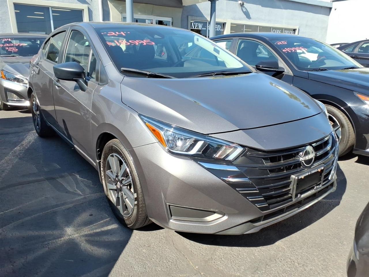 Nissan Versa S CVT 2024
