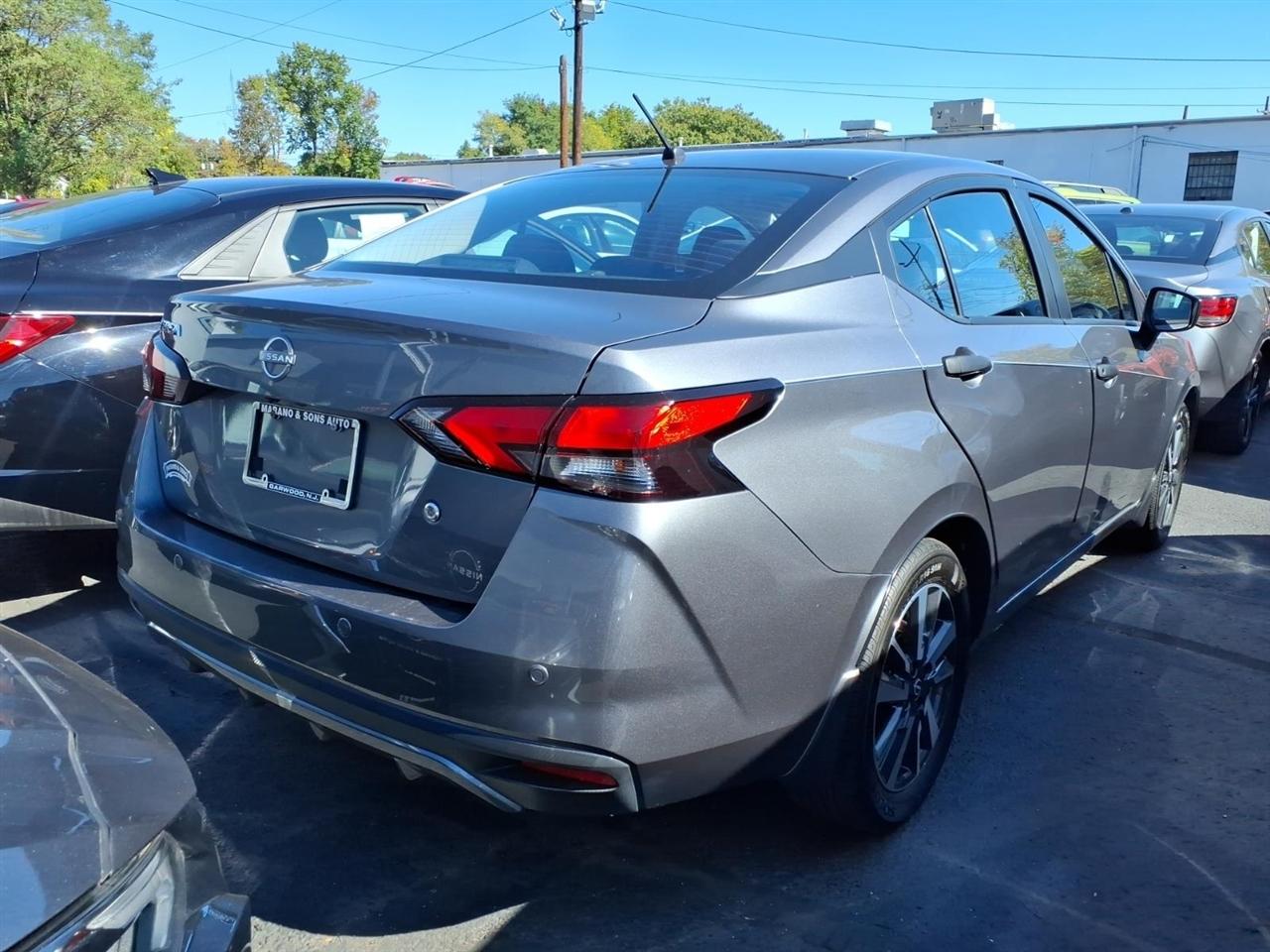 Nissan Versa S CVT 2024