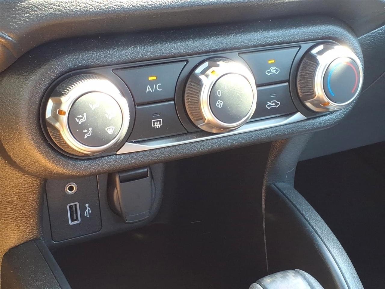 Nissan Versa S CVT 2024