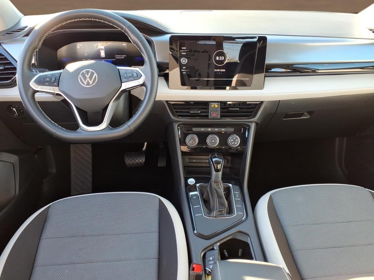 Volkswagen Taos S FWD 2025