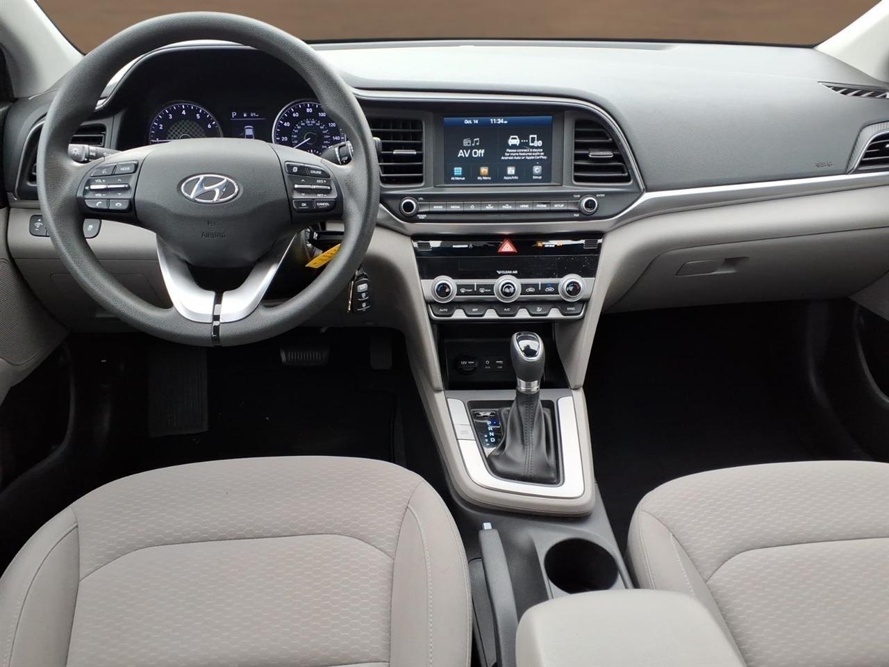 Hyundai Elantra SEL IVT 2020