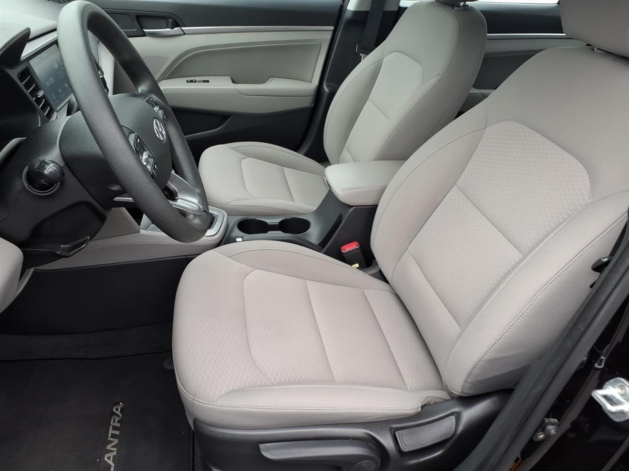Hyundai Elantra SEL IVT 2020