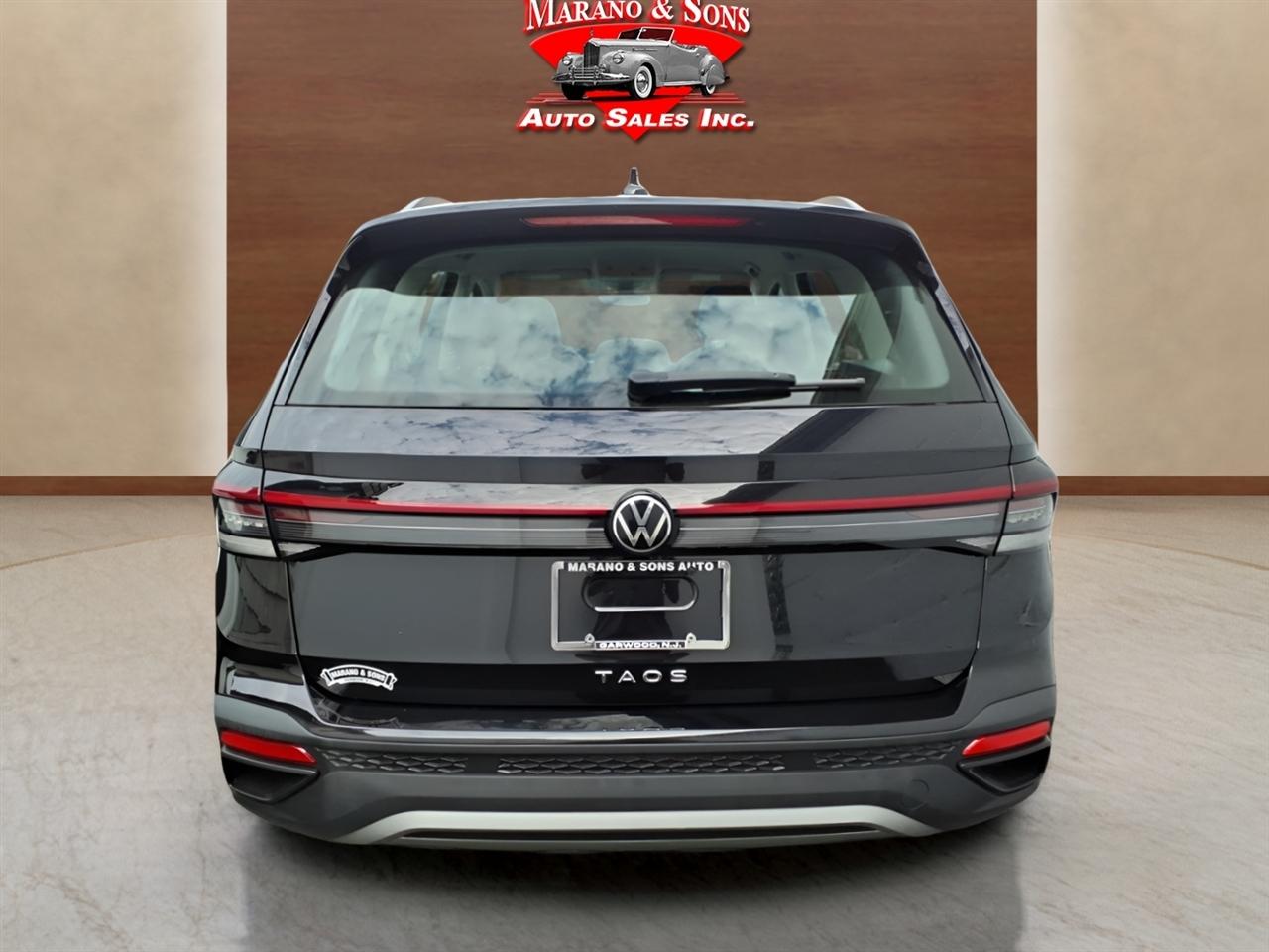 Volkswagen Taos S FWD 2025