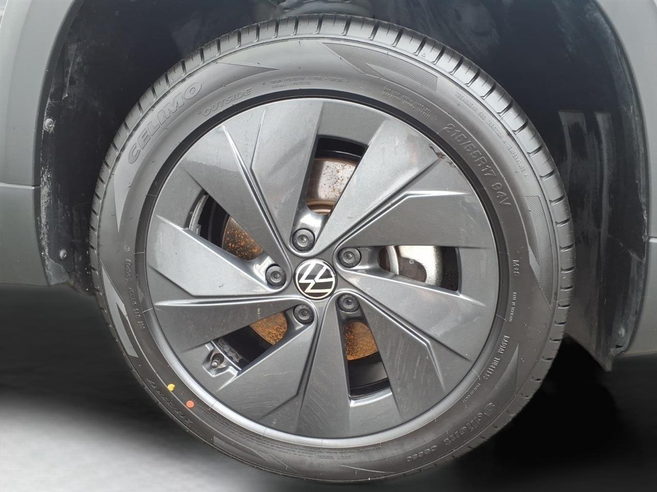 Volkswagen Taos S FWD 2025