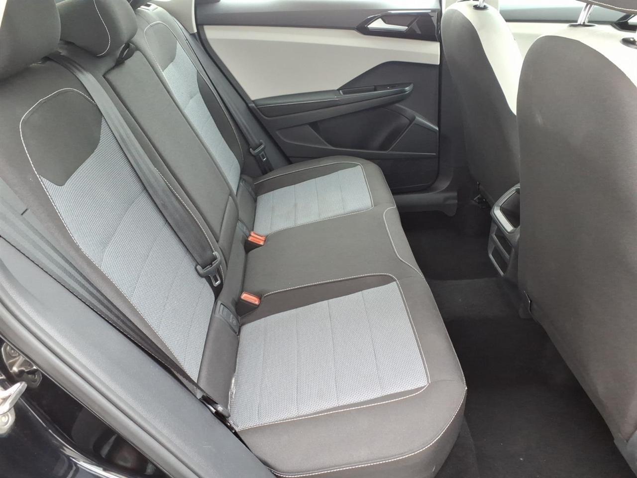 Volkswagen Taos S FWD 2025