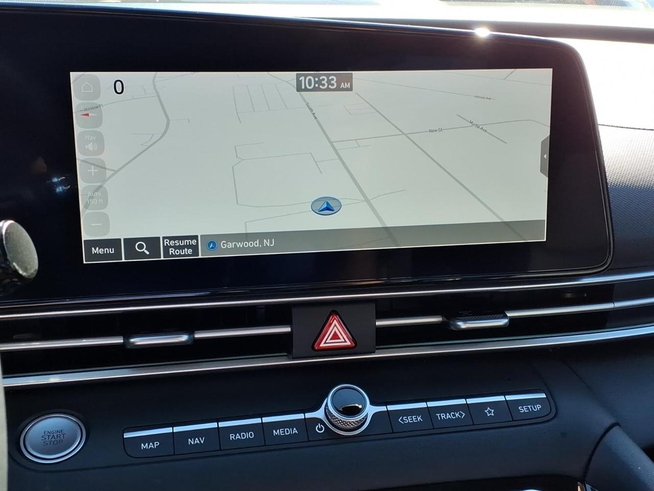 Hyundai Elantra Hybrid Limited DCT 2025