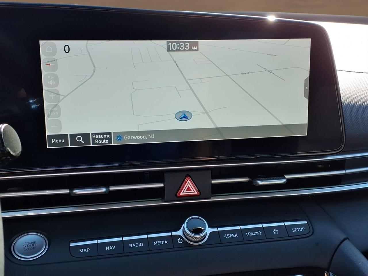 Hyundai Elantra Hybrid Limited DCT 2025