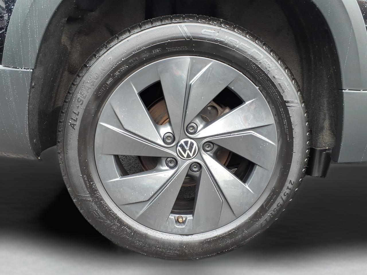 Volkswagen Taos S FWD 2025