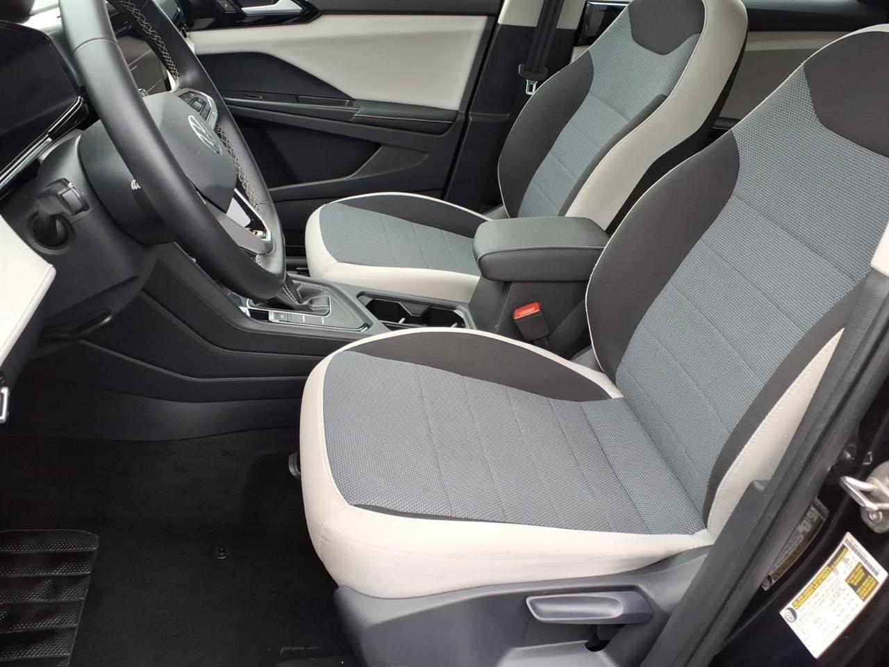 Volkswagen Taos S FWD 2025