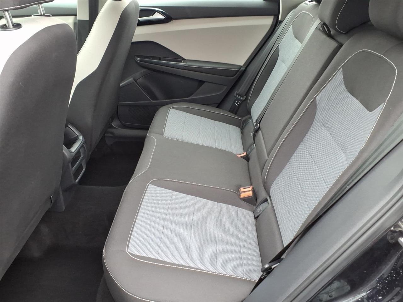 Volkswagen Taos S FWD 2025