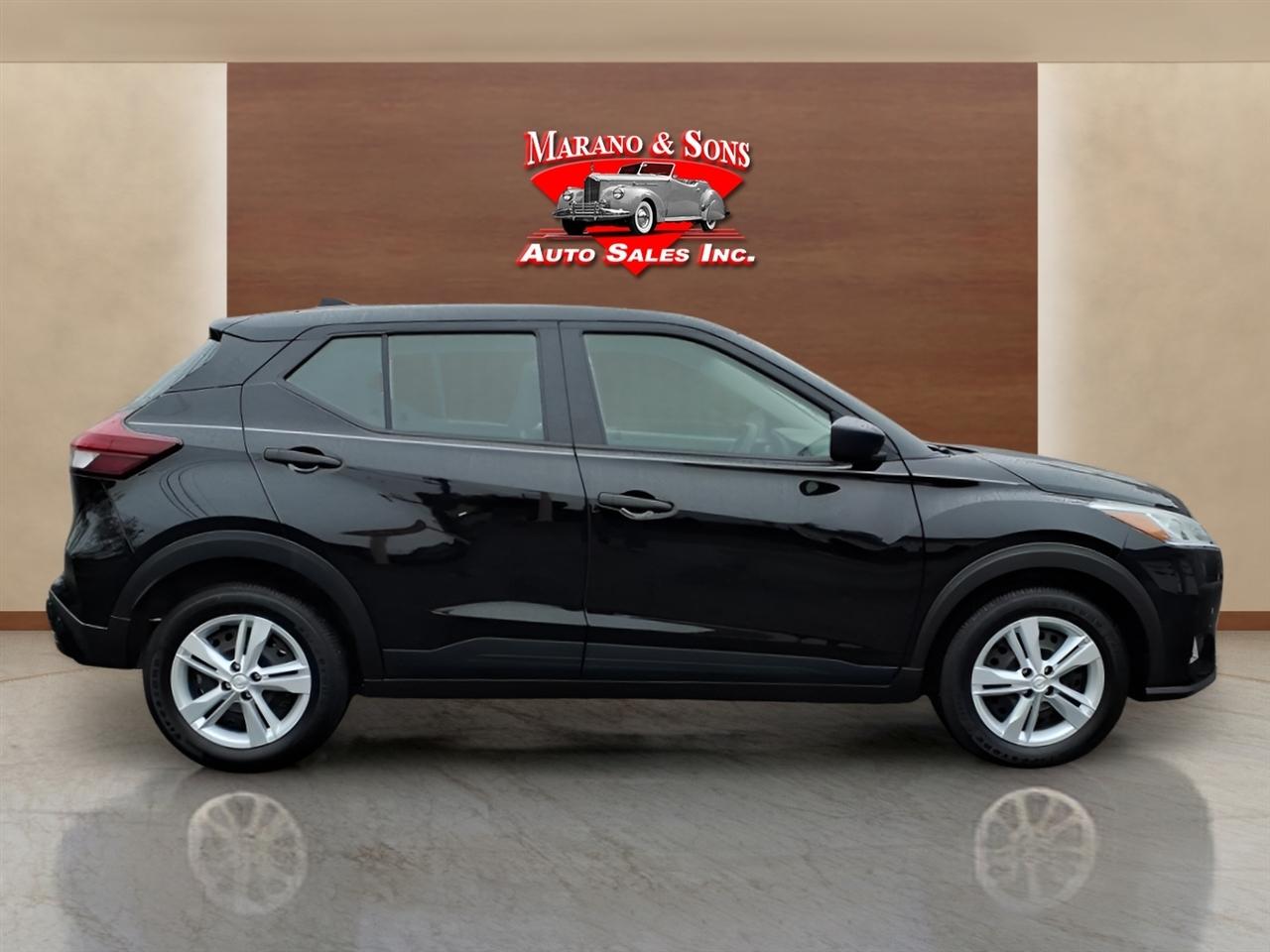 Nissan Kicks Play S FWD 2025