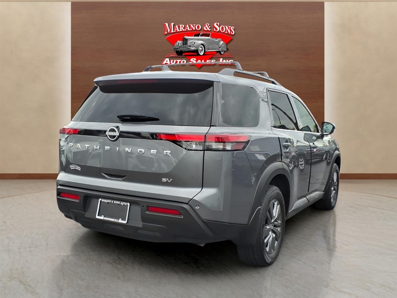 Nissan Pathfinder SV 2WD 2024