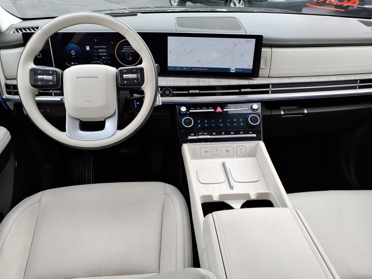 Hyundai Santa Fe Calligraphy AWD 2024