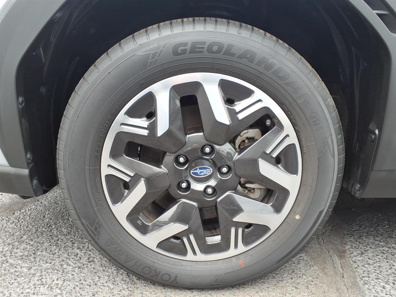 Subaru Forester Premium AWD 2025