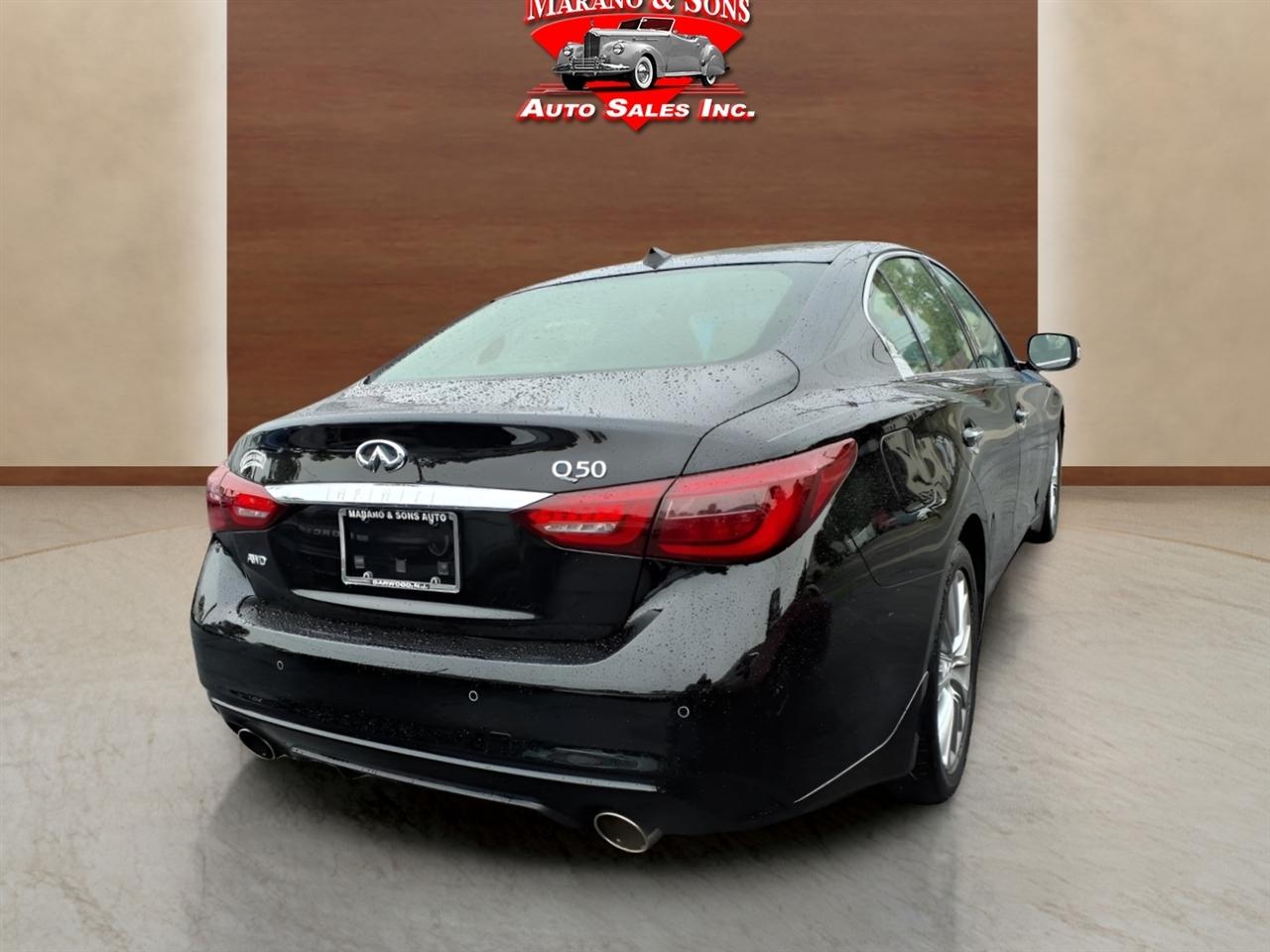 Infiniti Q50 LUXE AWD 2024