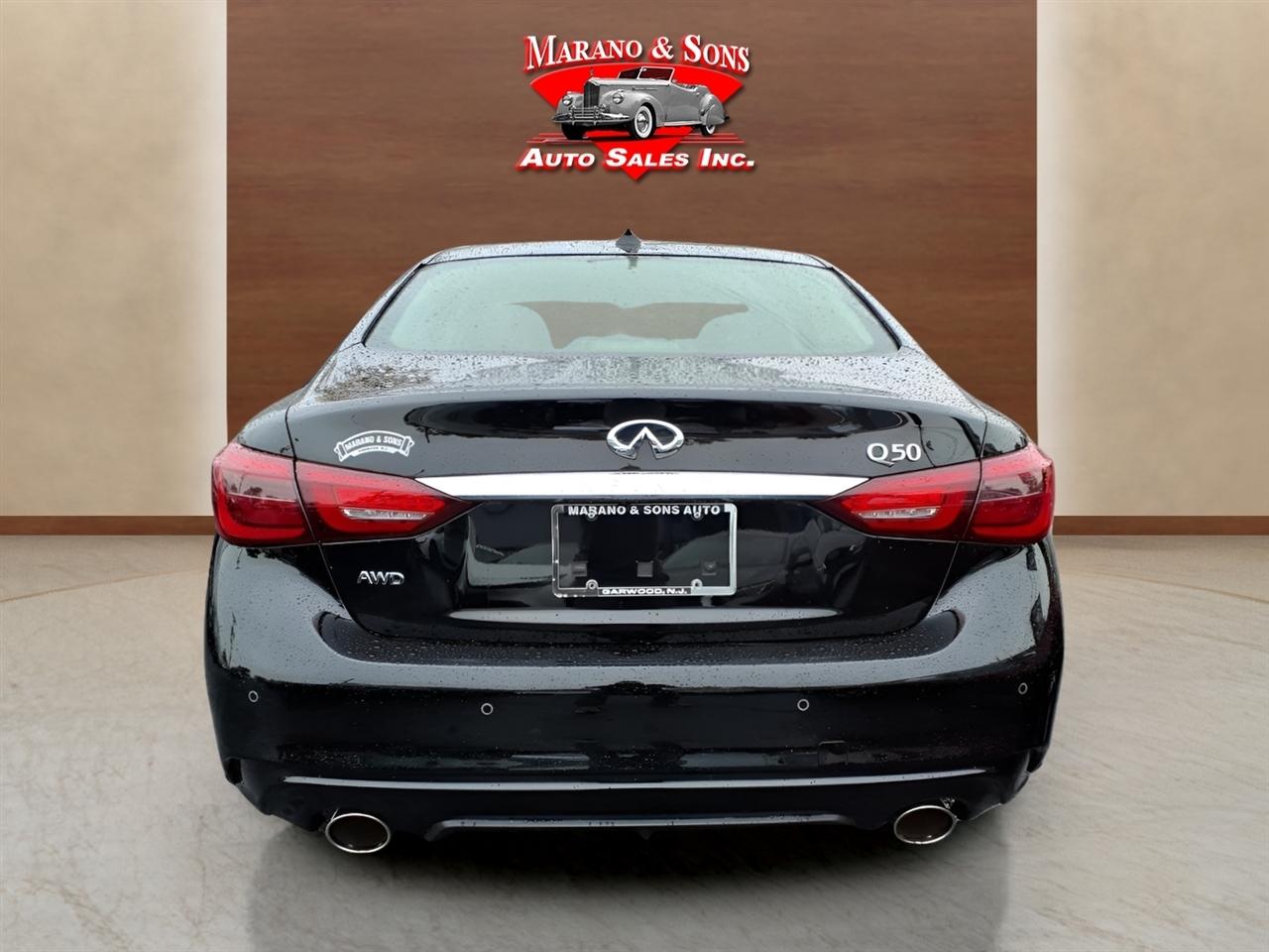 Infiniti Q50 LUXE AWD 2024