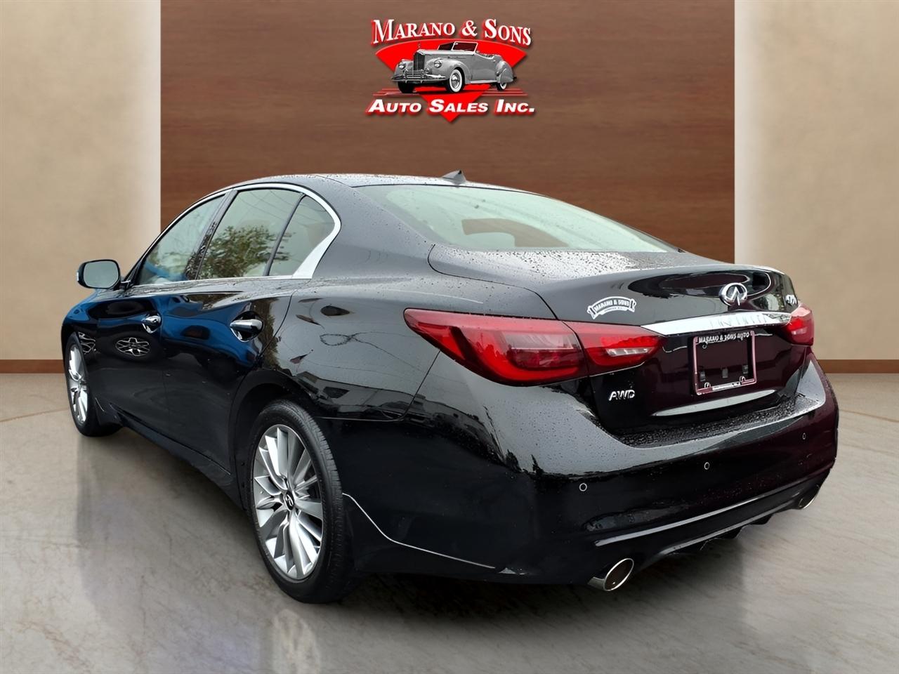 Infiniti Q50 LUXE AWD 2024