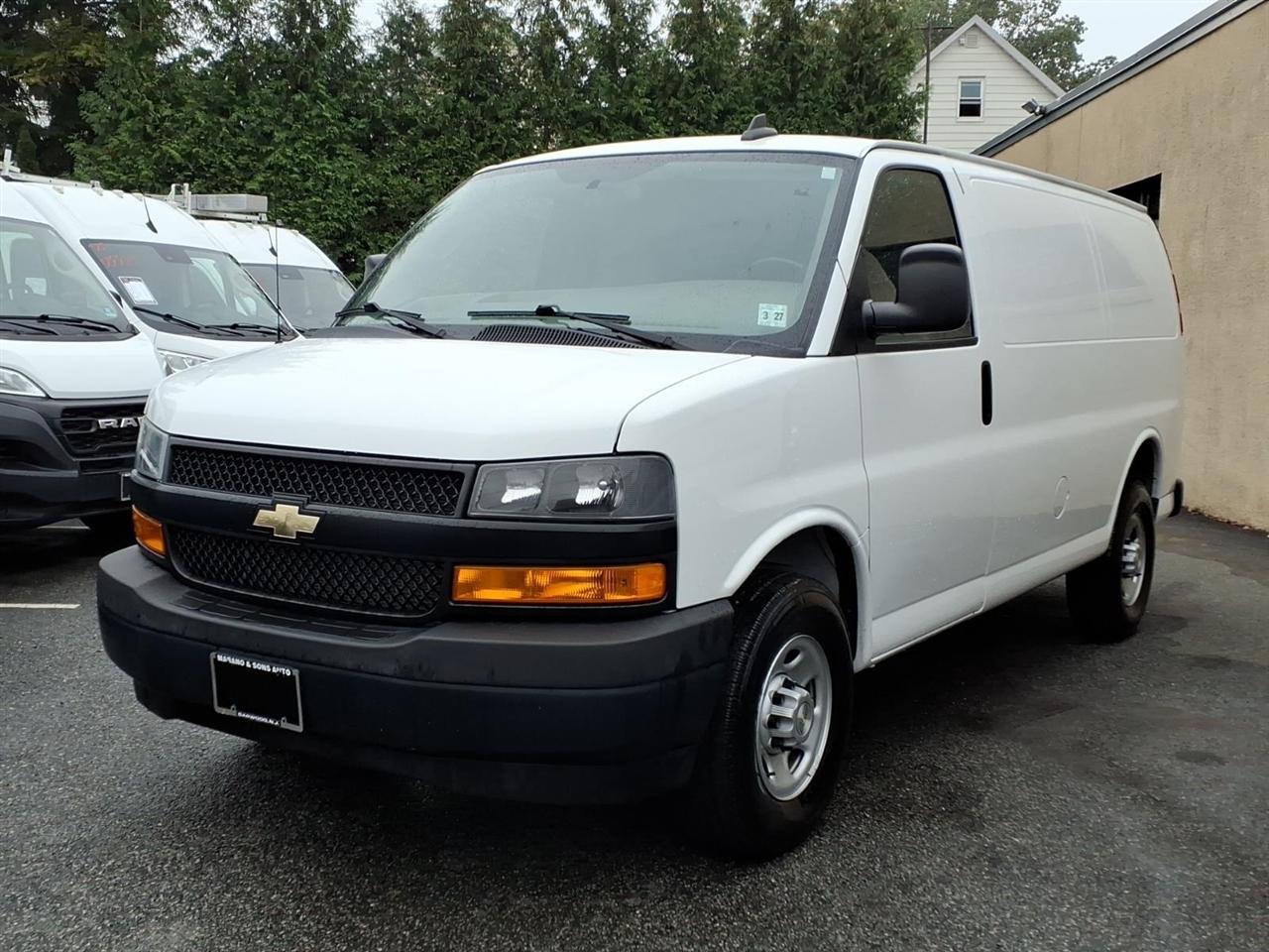 2022 Chevrolet Express Cargo Van RWD 2500 135"