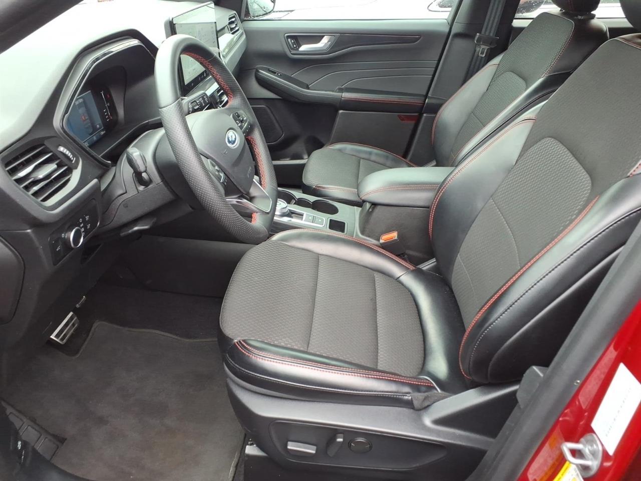 Ford Escape ST-Line FWD 2024
